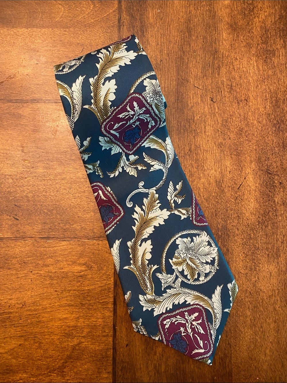 Oscar de la Renta Teal 100% Silk Tie with Burgundy and Gold Scroll Motif